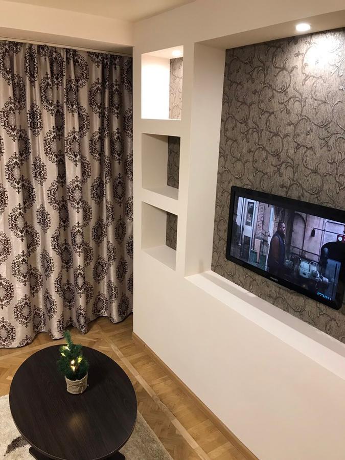 Studio apartment Kiev Exteriör bild